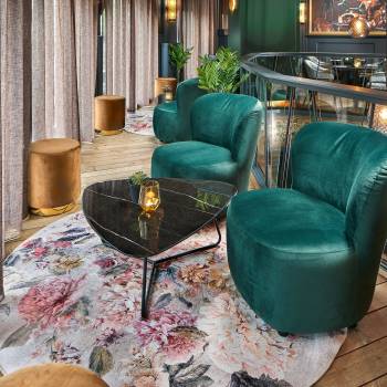 Another new restobar has opened: trendy G1 with a bar vibe.