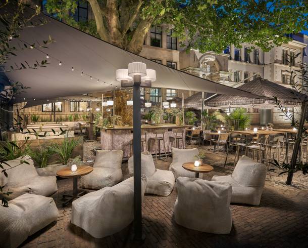 Het terras van De Rechtbank